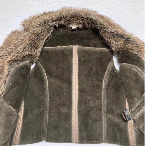 Faux Leather Fur Vest S - Picture 9 of 14